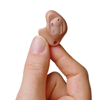 receiver-in-canal-made-for-iphone-hearing-aid-in-hand-milan.png