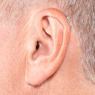 photo-on-ear-made-for-iphone-receiver-in-canal-silver.png